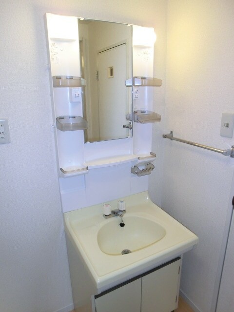 ヴィラモデルナA の物件内観写真