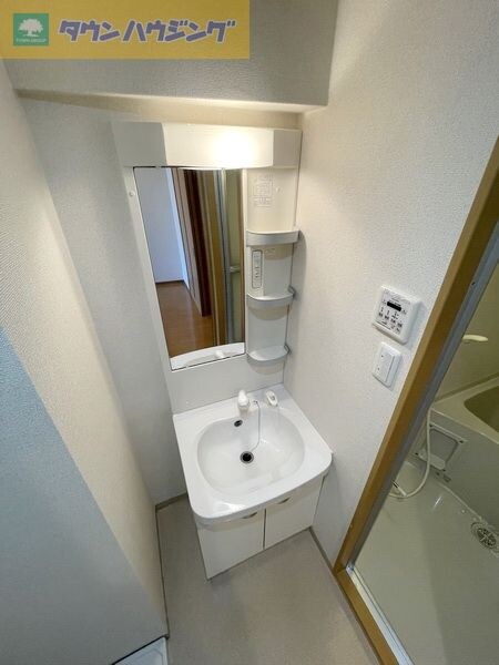 サンライズ市川の物件内観写真