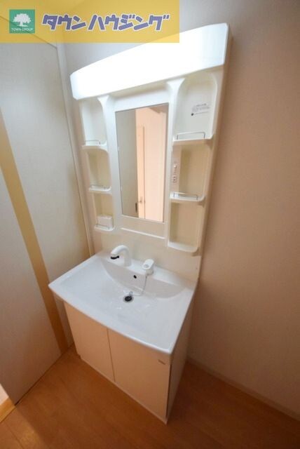 アンビシャス千葉城前の物件内観写真