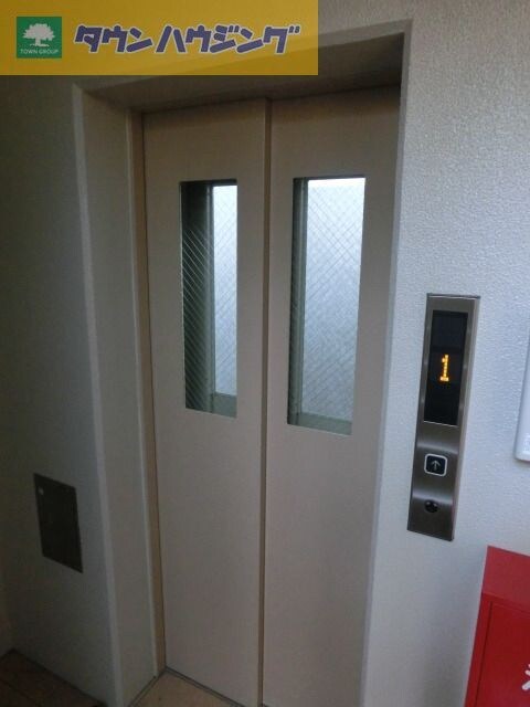 アンビシャス千葉城前の物件内観写真