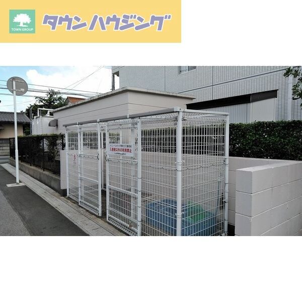 メゾンベルウッドの物件内観写真