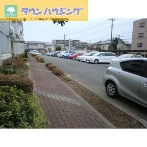 メゾンベルウッドの物件内観写真