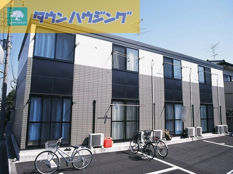 レオパレス香澄の物件外観写真