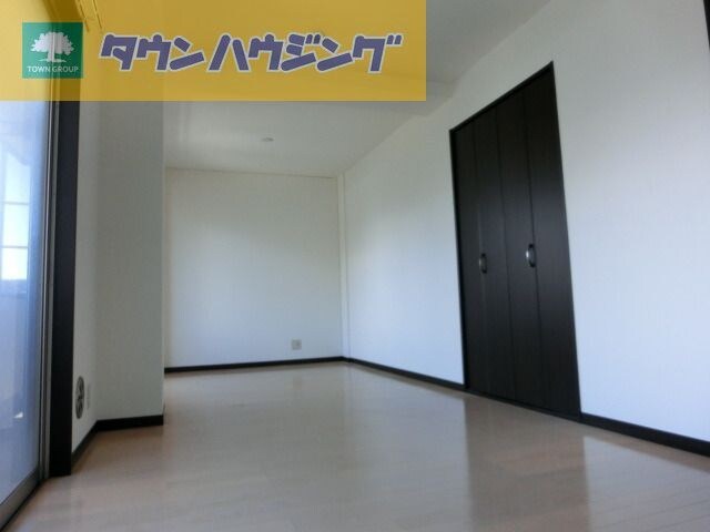 アンブラッセ新検見川の物件内観写真