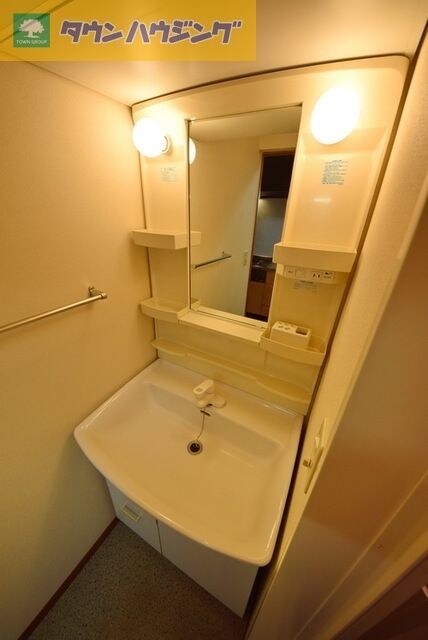 エスポワール港の物件内観写真