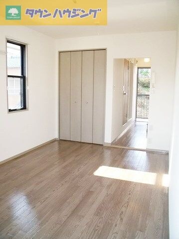 ヴェルドミール の物件内観写真