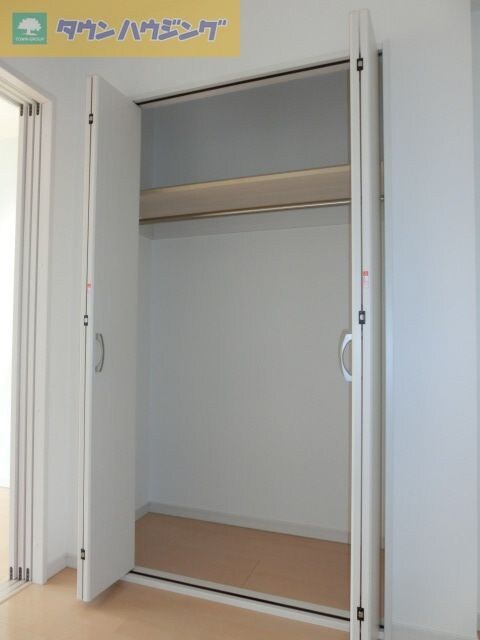 ツリーフィールド幕張の物件内観写真