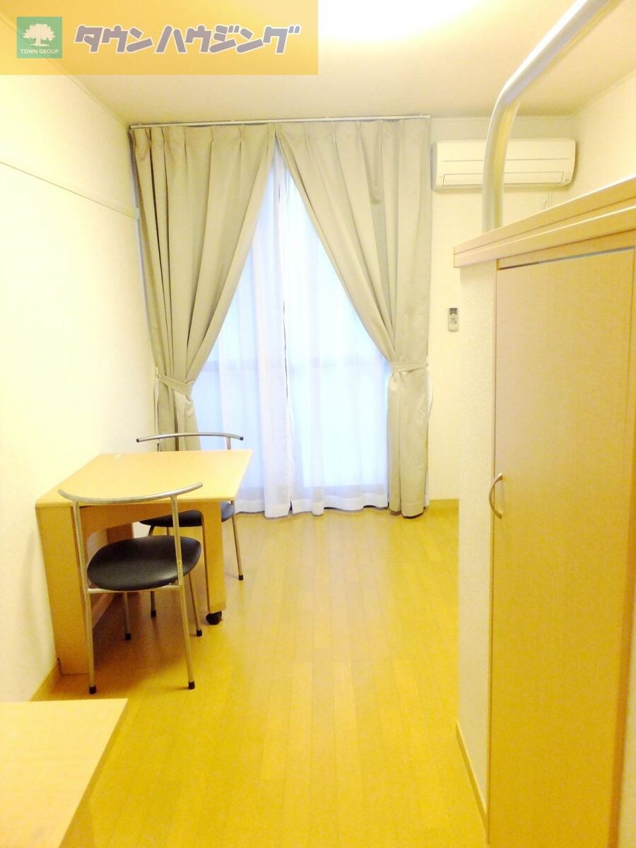 レオパレスフェリキタス花園の物件内観写真