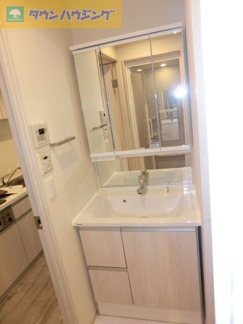 グランパティオス公園西の街5番館の物件内観写真