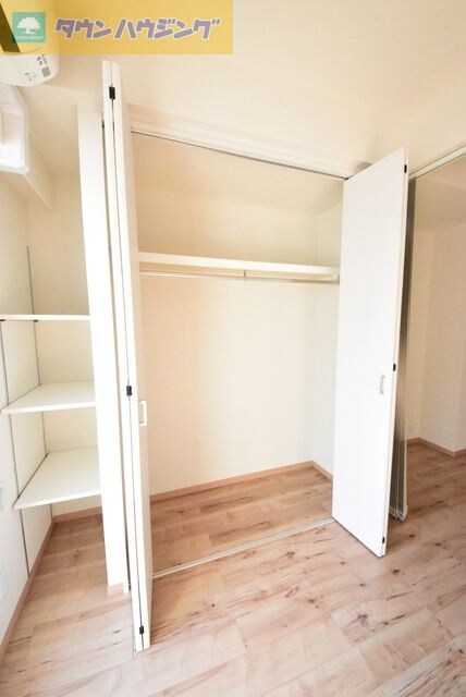 グランパティオス公園西の街5番館の物件内観写真