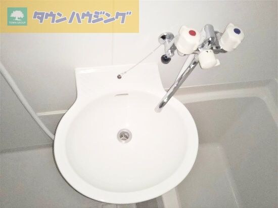 レオパレスサンロク東幕張の物件内観写真