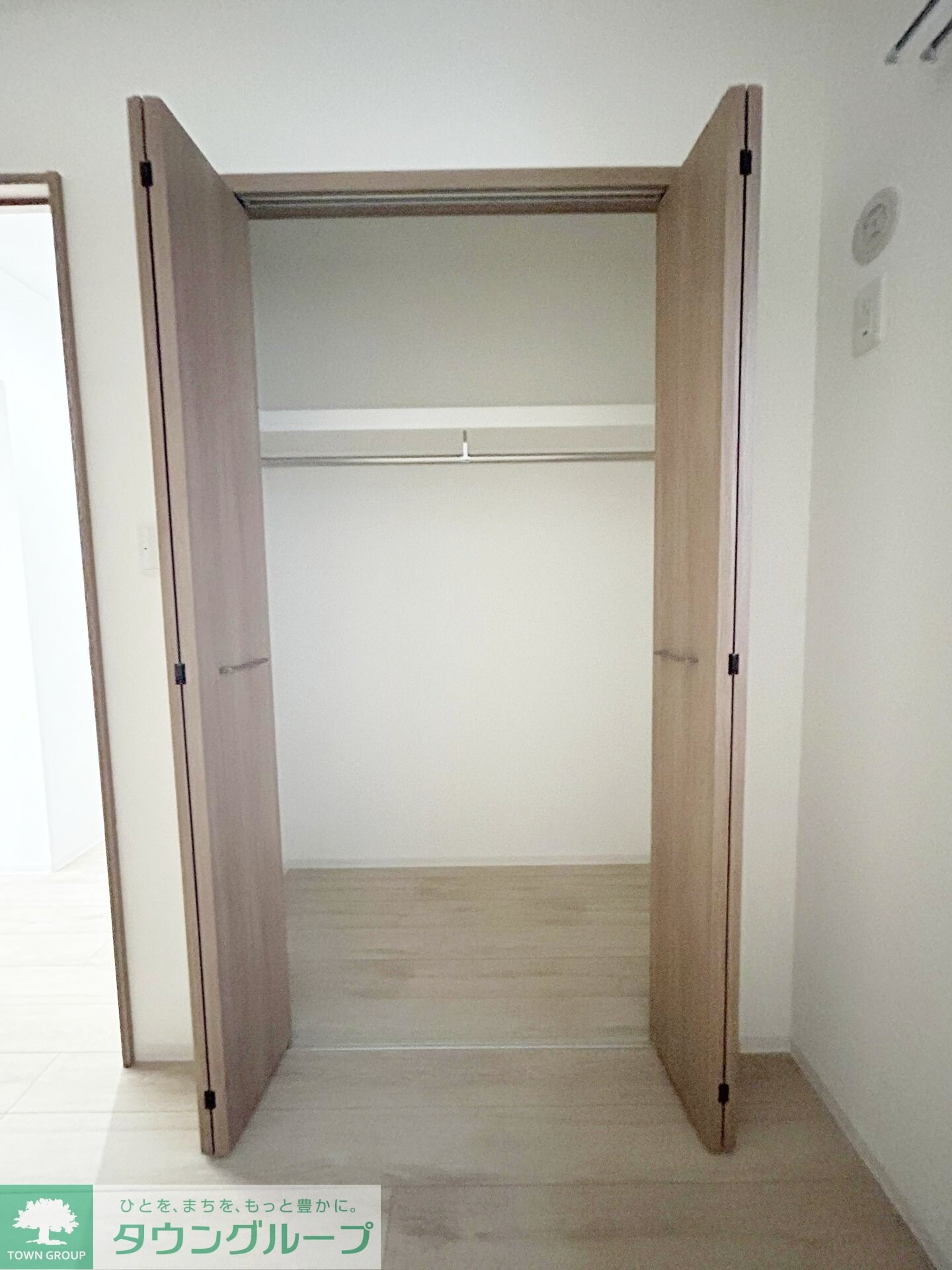 トレ・アルコバレーノ中央の物件内観写真