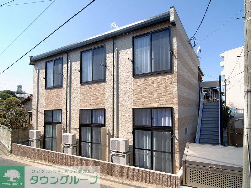 レオパレスシャンブル穴川の物件外観写真