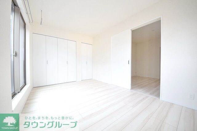 ナリトモ仁戸名B棟の物件内観写真