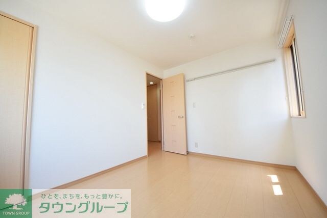 フェニックスF の物件内観写真