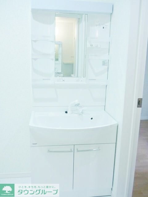 ナリトモ宮崎Bの物件内観写真