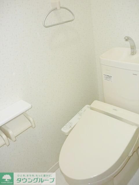 ナリトモ宮崎Bの物件内観写真