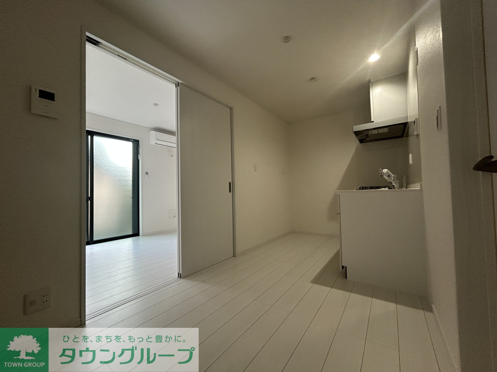 ナリトモ仁戸名Dの物件内観写真