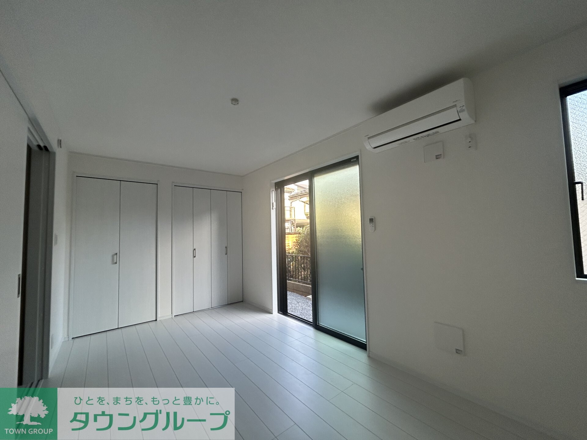 ナリトモ仁戸名Dの物件内観写真