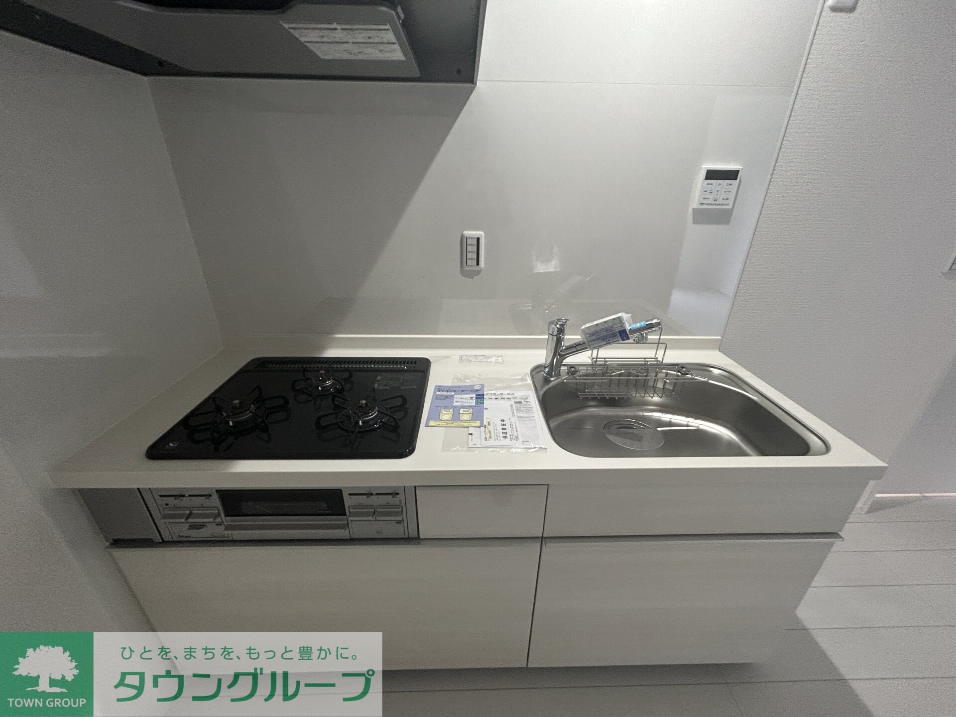 ナリトモ仁戸名Dの物件内観写真