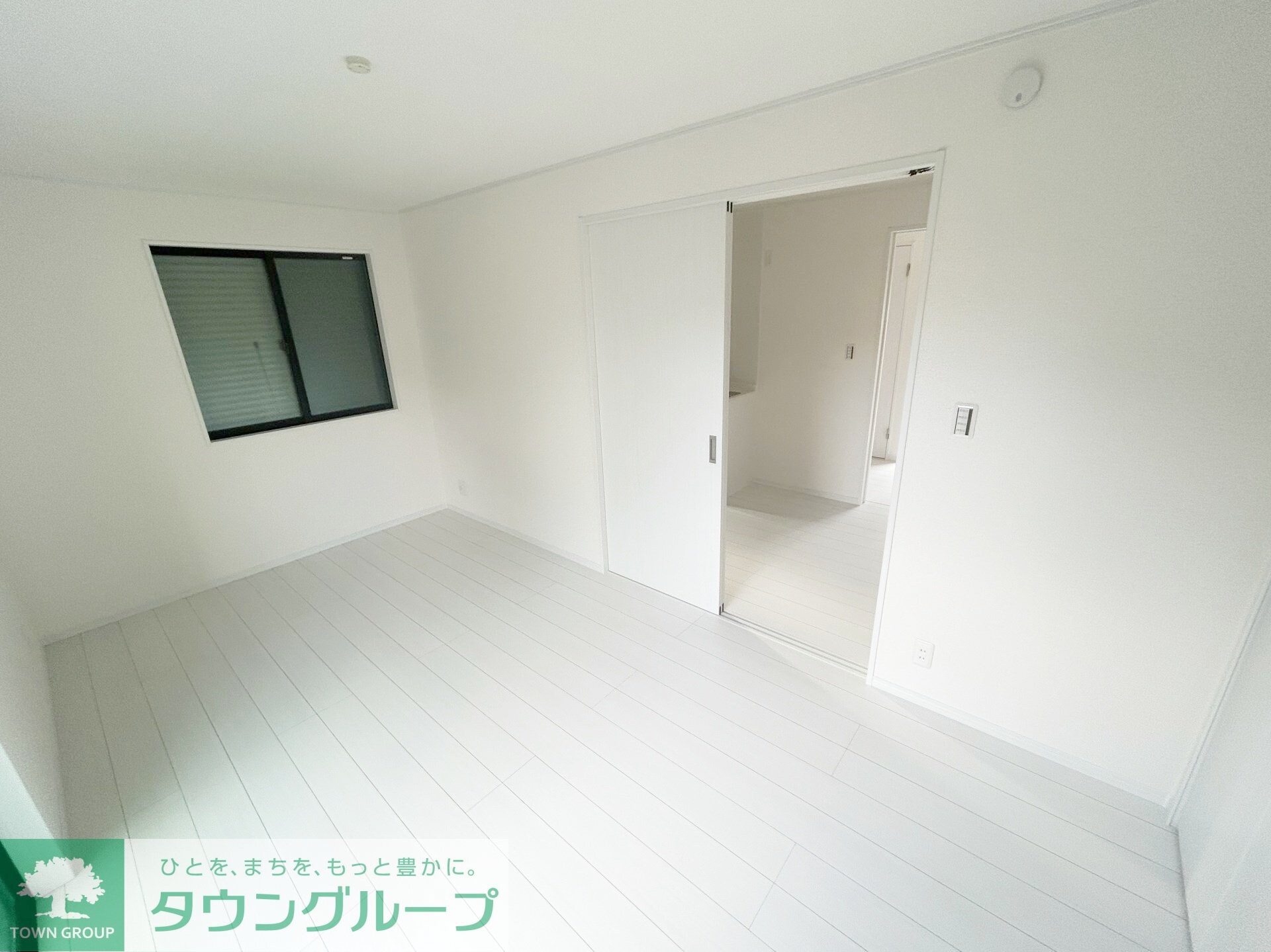 ナリトモ仁戸名Dの物件内観写真