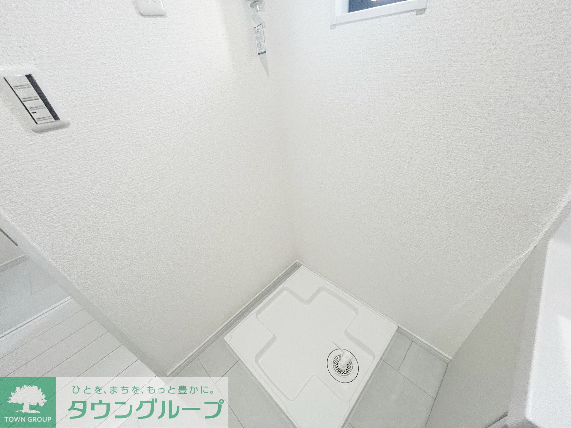 ナリトモ仁戸名Dの物件内観写真