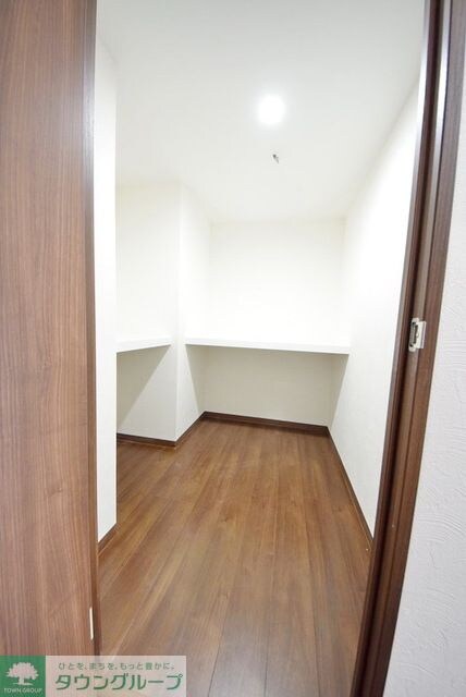 ヴァンヴェール葛城の物件内観写真