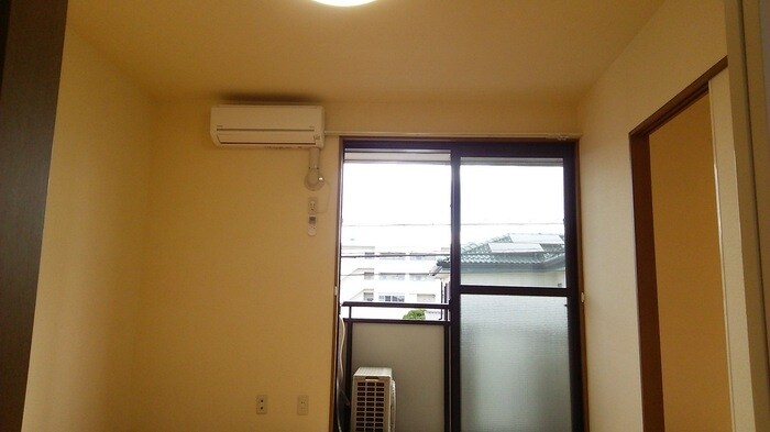 ハイカムール園生2の物件内観写真