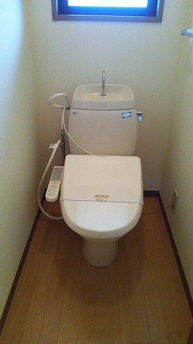 ハイカムール園生2の物件内観写真