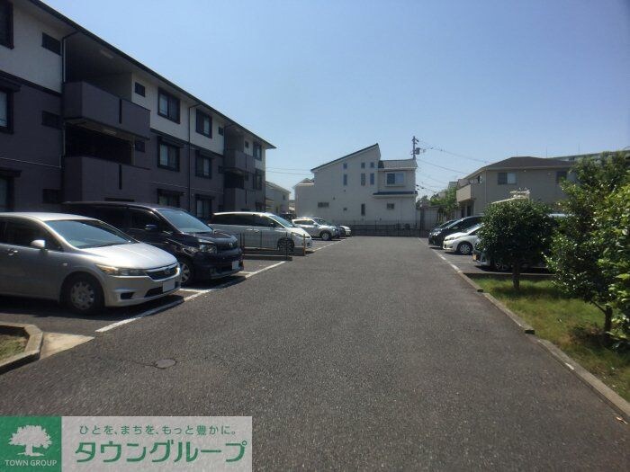 ジュネススズキの物件内観写真