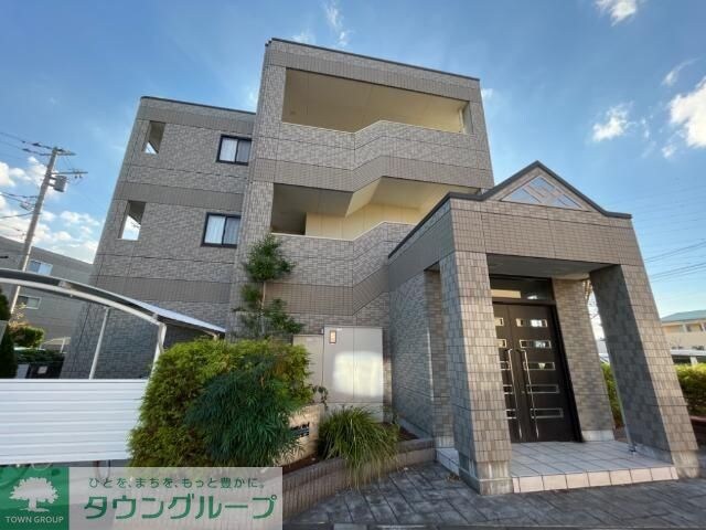 ヒンメルブローの物件外観写真