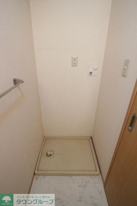 コリーヌ・ ドゥの物件内観写真