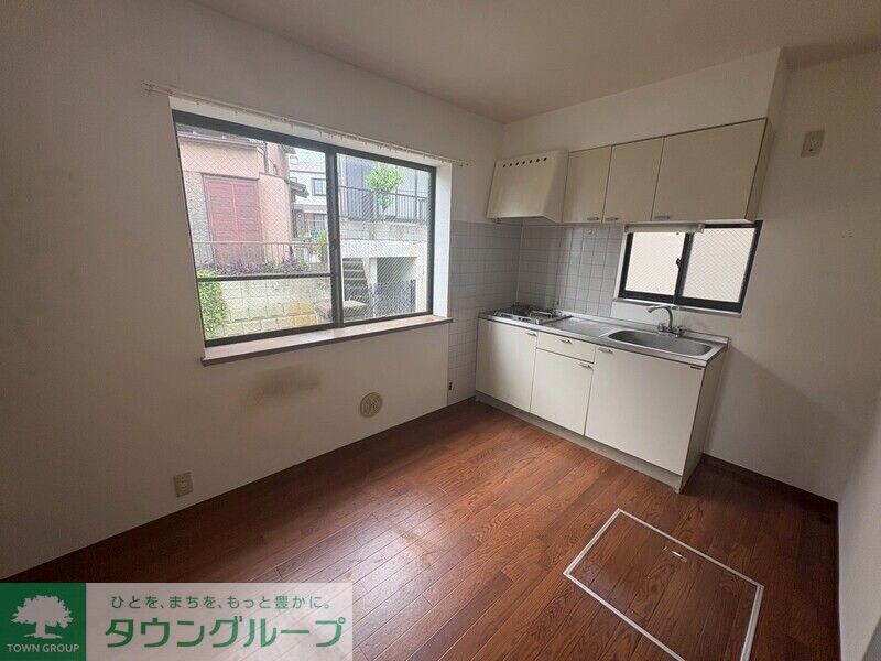 エステート・ヴィラ・コートの物件内観写真