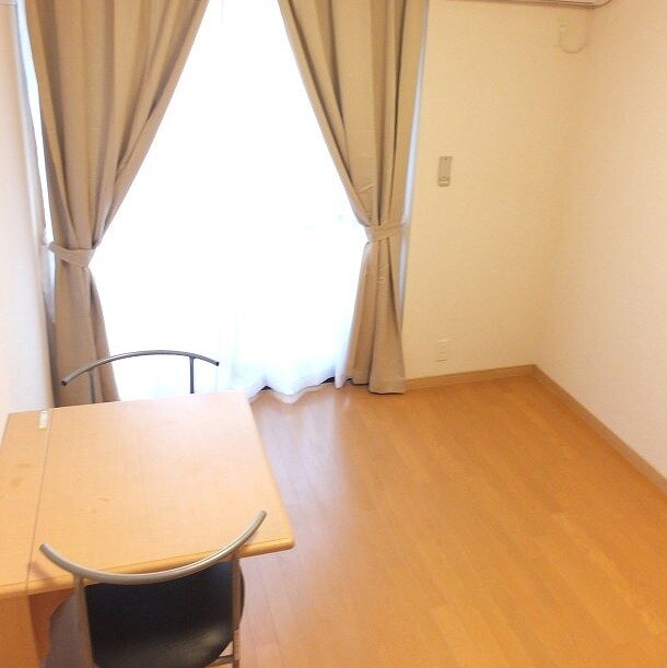 レオパレスハヅキ栄町の物件内観写真