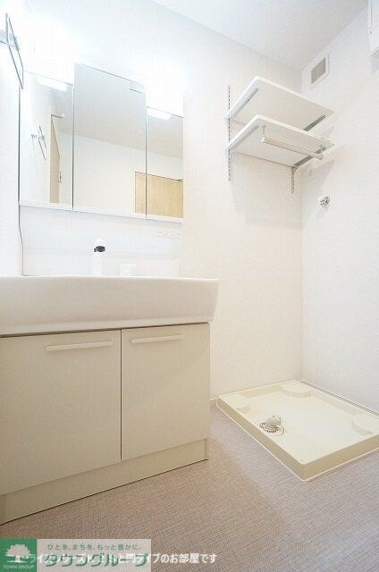 ルミエール鹿黒Bの物件内観写真