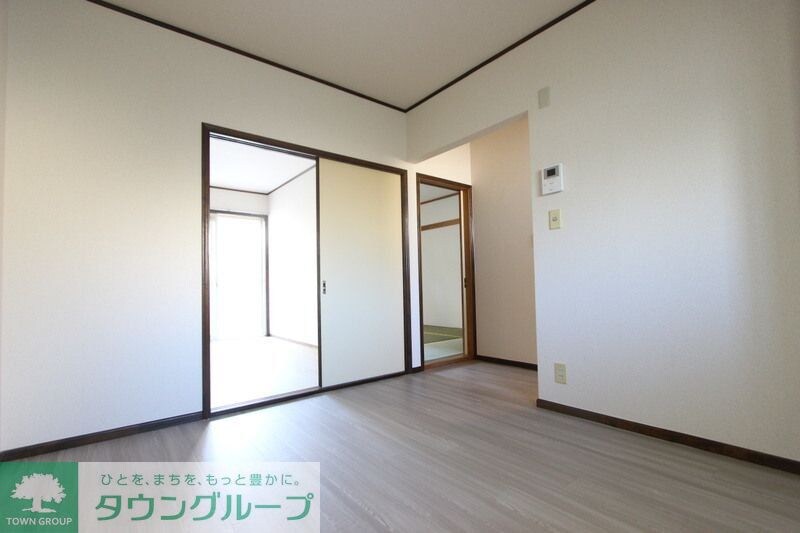 シティーシャトレーAの物件内観写真