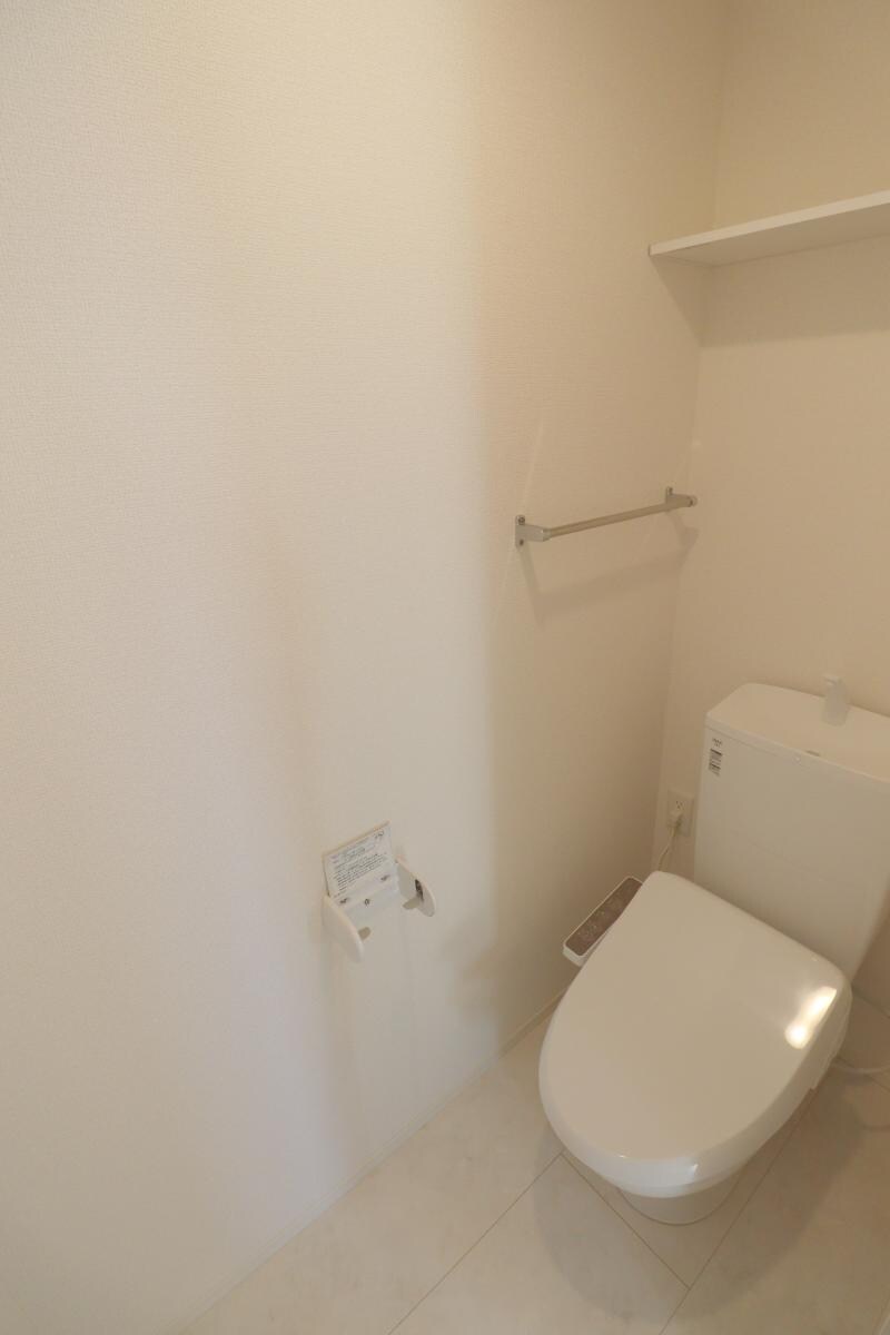 オークリーフ三郷 B棟の物件内観写真