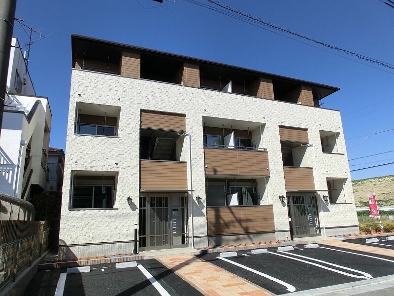 ベル パフィオの物件外観写真