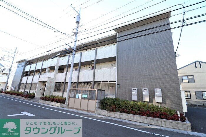 レーヴ IIの物件外観写真