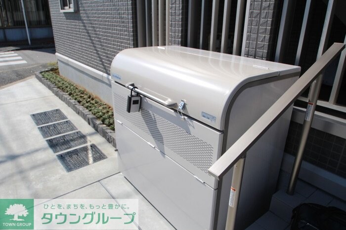 Jean Filliouxの物件内観写真