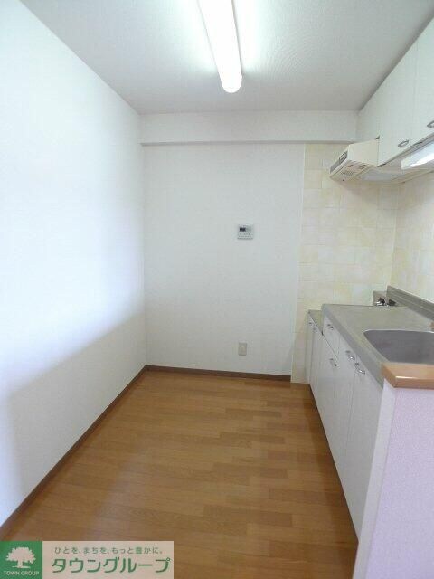 エクセラン東松戸の物件内観写真