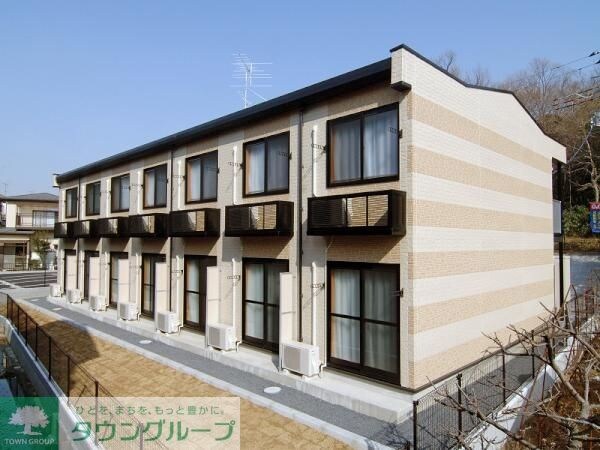 レオパレスラビーネの物件外観写真