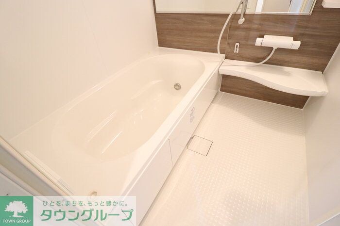 フォレヴィラージュ Bの物件内観写真