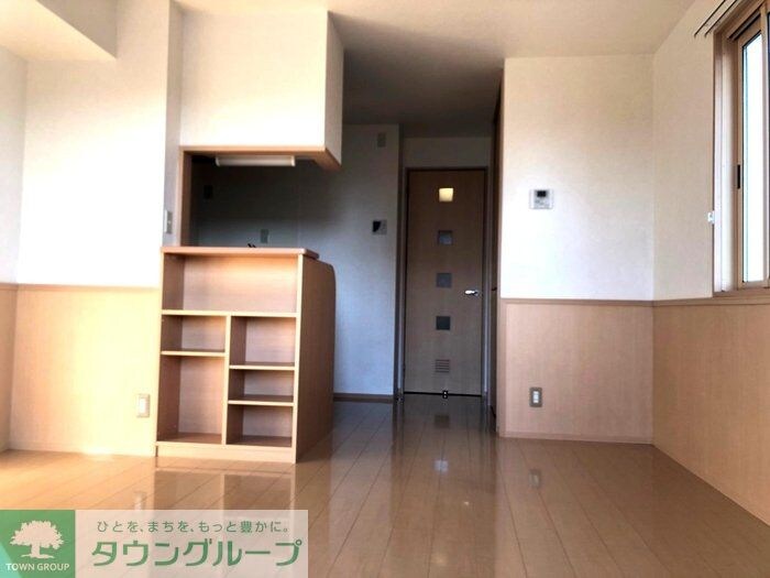 Dolly Varden IIの物件内観写真