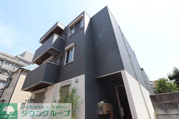 アヴァンス西亀有の物件外観写真