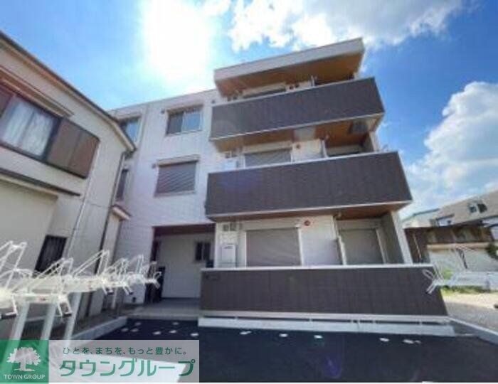 グラナーデ加賀の物件外観写真