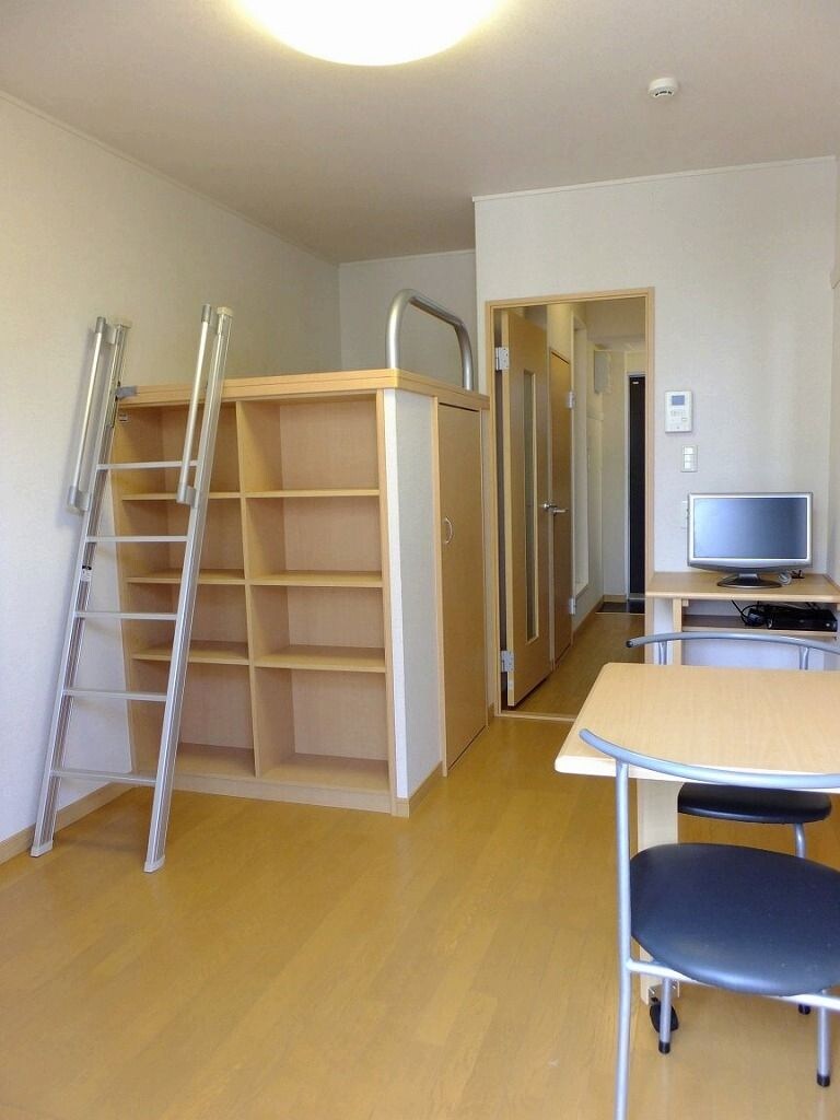 レオパレス湊町LA1の物件内観写真