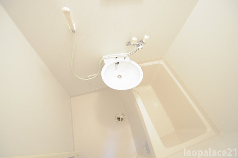 レオパレス湊町LA1の物件内観写真