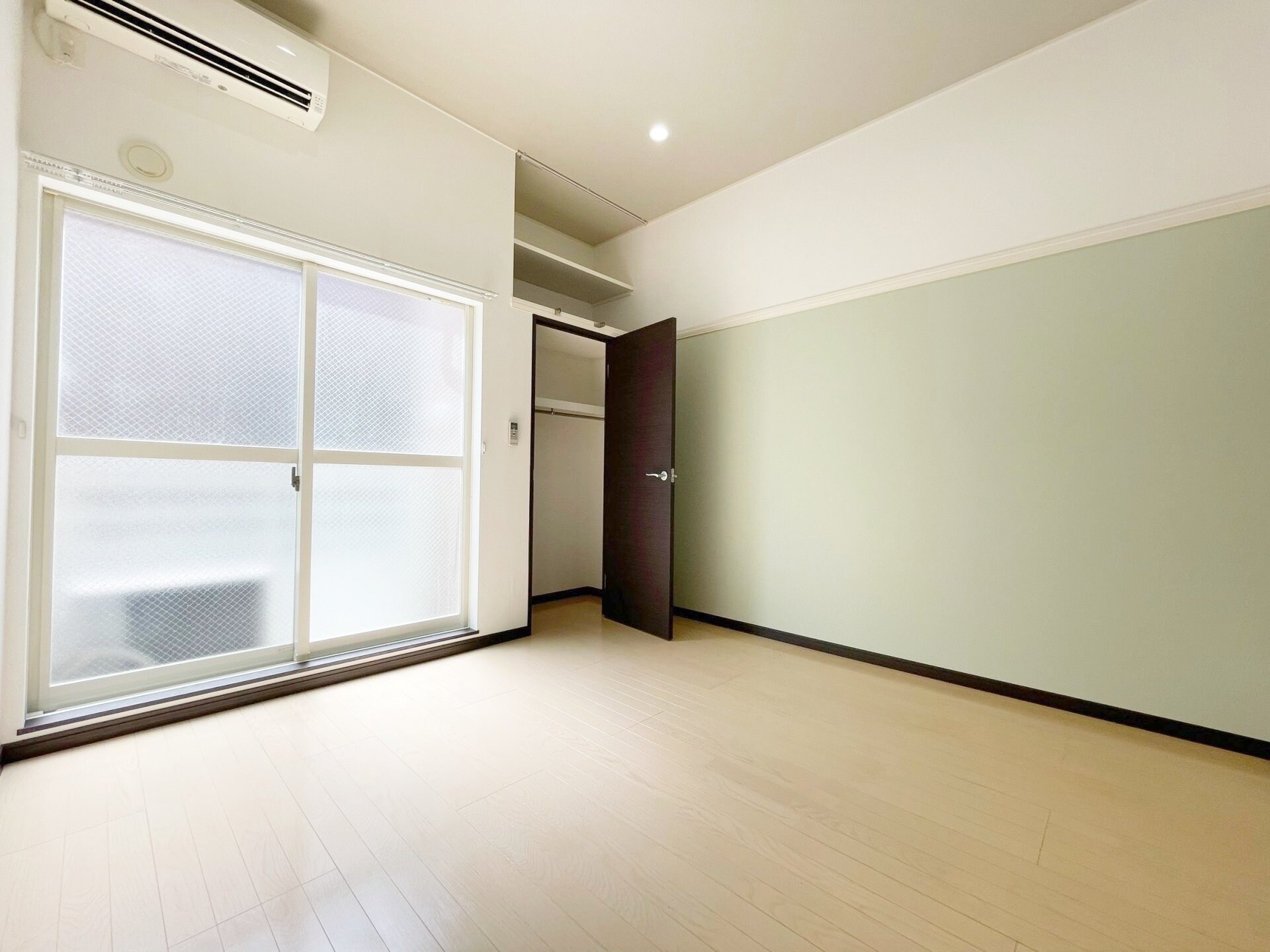 アルカディアの物件内観写真