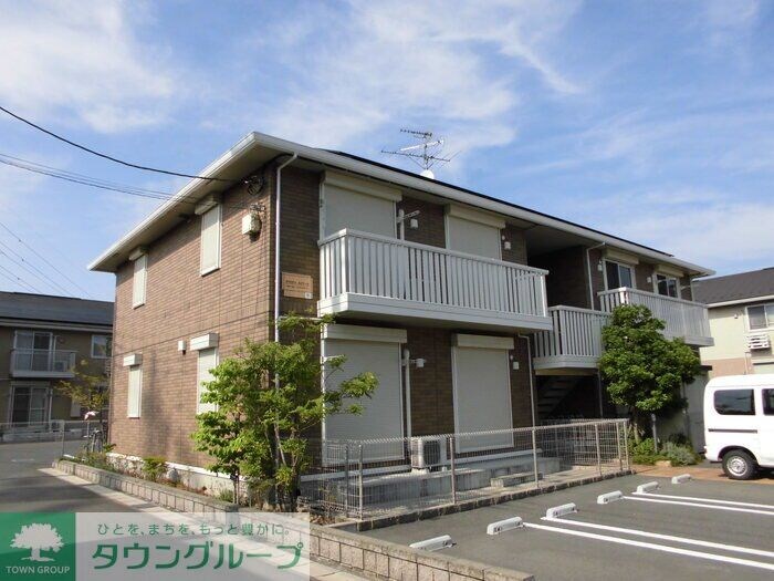 クリスタルエトワール の物件外観写真